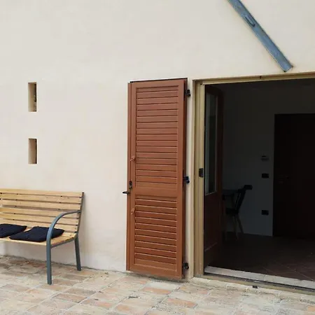 Casale Di Maro Alojamento de Acomodação e Pequeno-almoço Monte Giberto