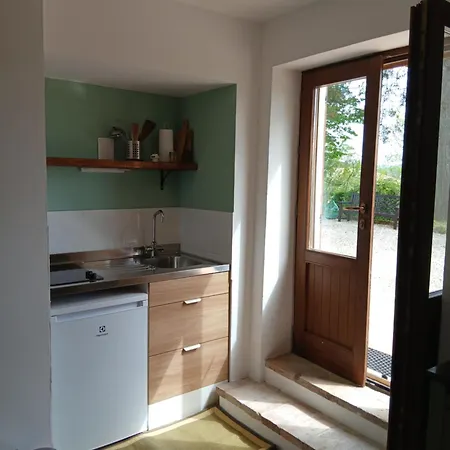 Casale Di Maro Bed and Breakfast 3*