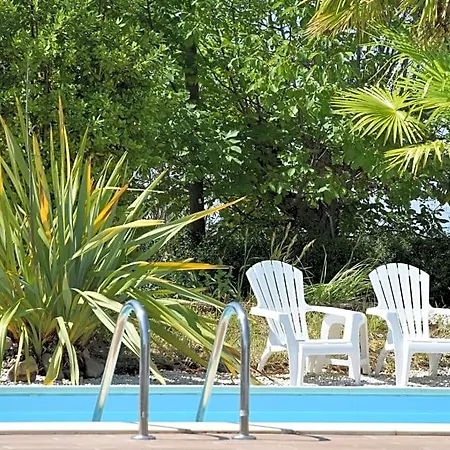 Casale Di Maro Bed & Breakfast 3*