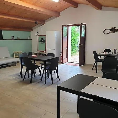 Bed & Breakfast Casale Di Maro 3*