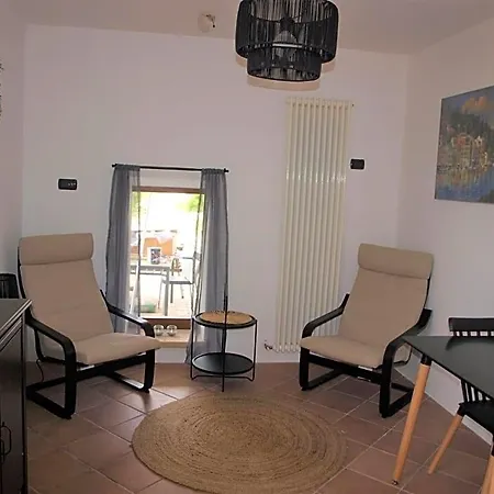 Bed & Breakfast Casale Di Maro 3*