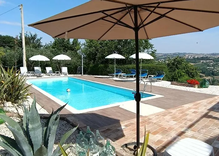 Casale Di Maro Bed & Breakfast Monte Giberto